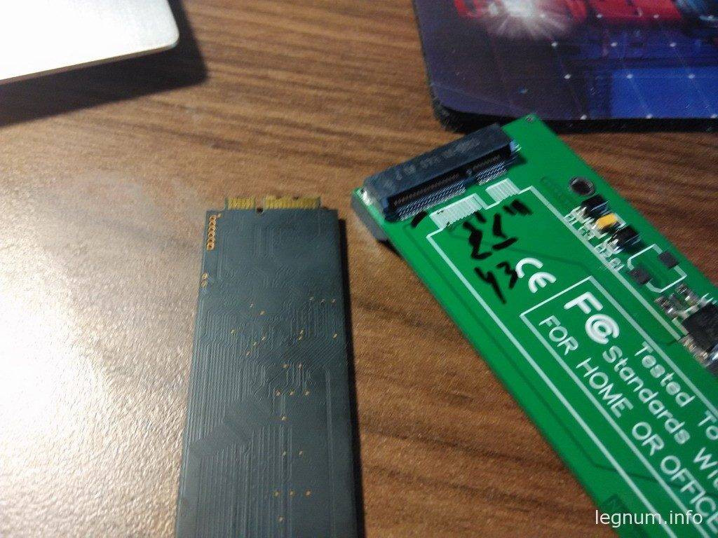 Маркируем контакты на SSD на переходнике