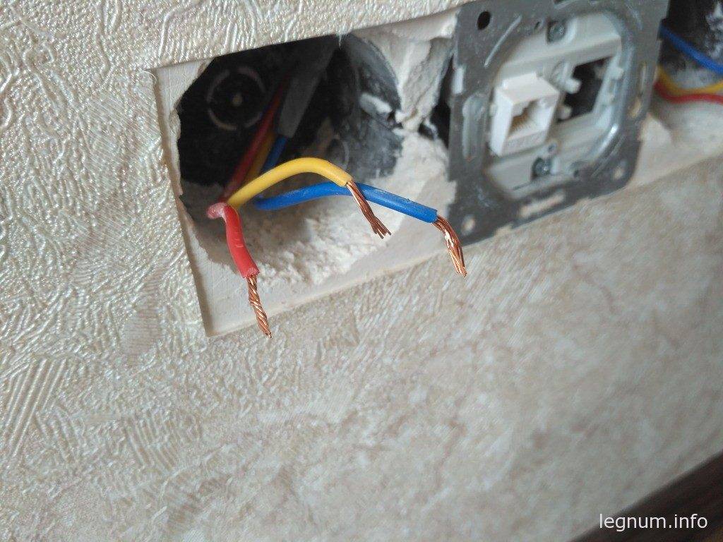 Розетки Viko karre установка