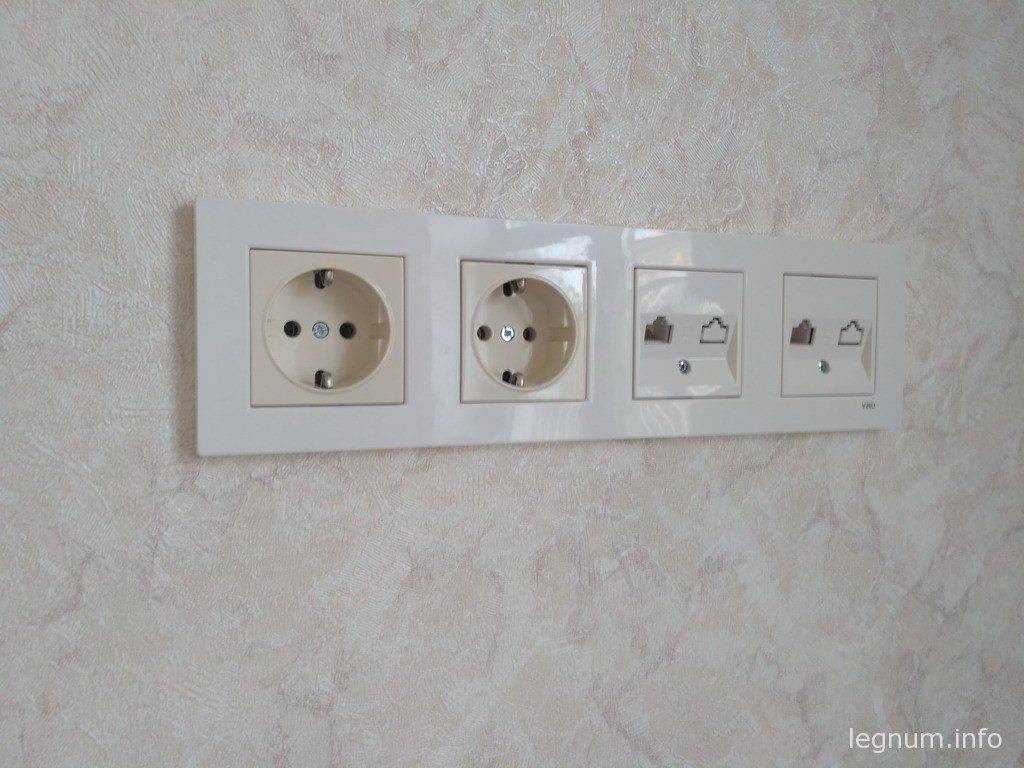Декоративные рамки Viko