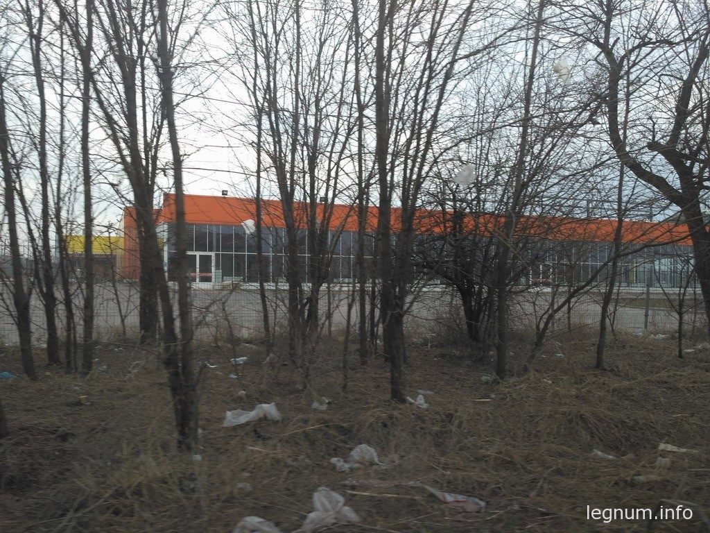 оби стал желтого цвета