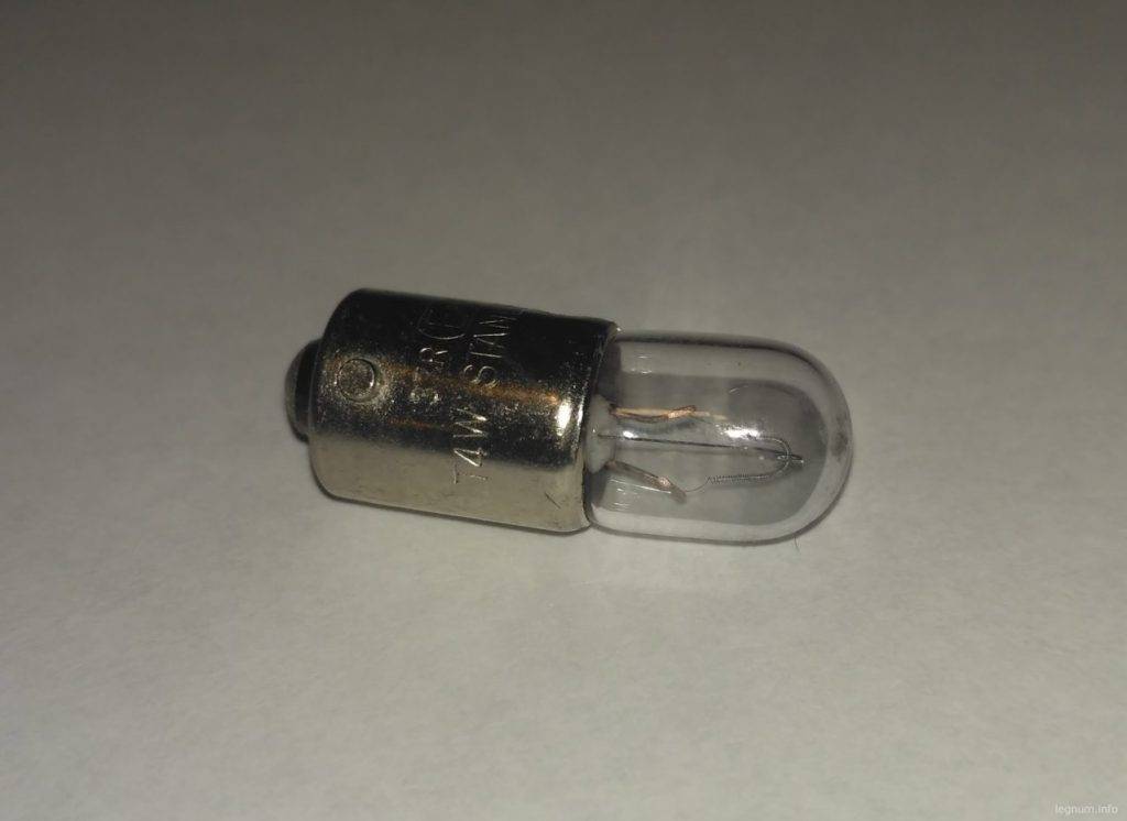 Лампочка STANLEY T4W 12V