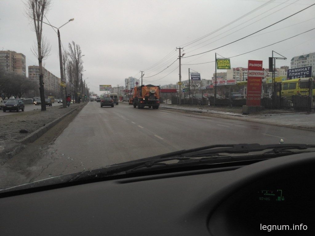 новые снегоуборочные и посыпалки