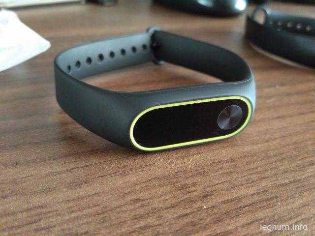 браслет miband2